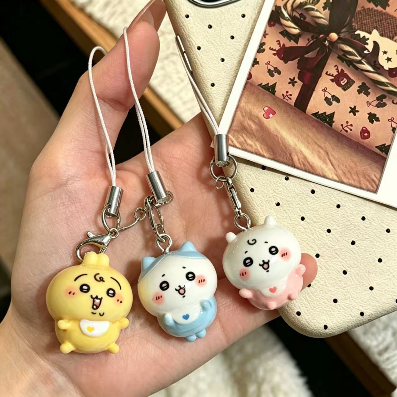 Colgante de resina pequeño y a - Phone Accessories Baby reseña y precio